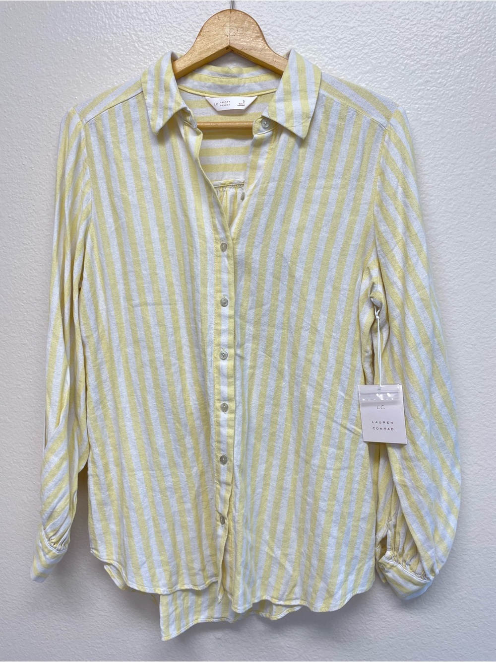 NWT Lauren Conrad Size Small Linen Rayon Button Up Shirt Yellow White Striped